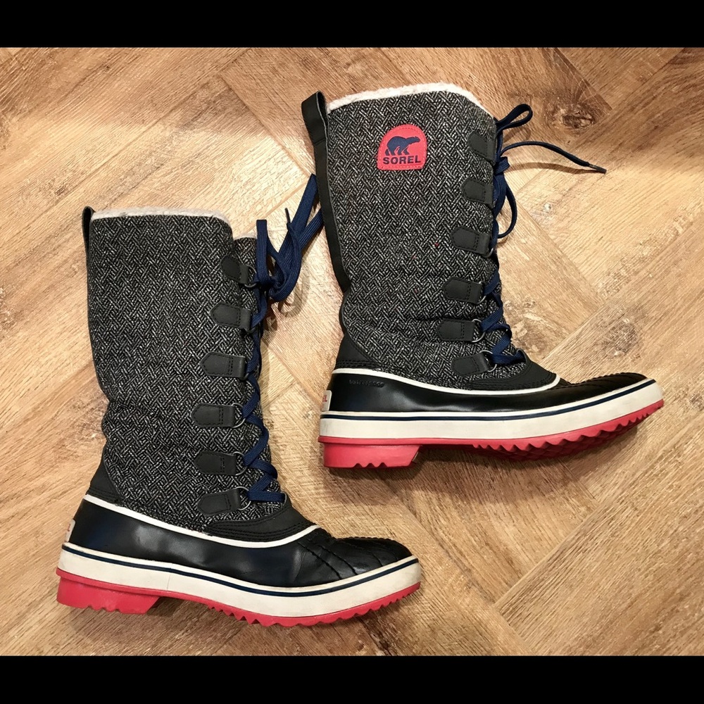 Sorel Tivoli High boot size 9
